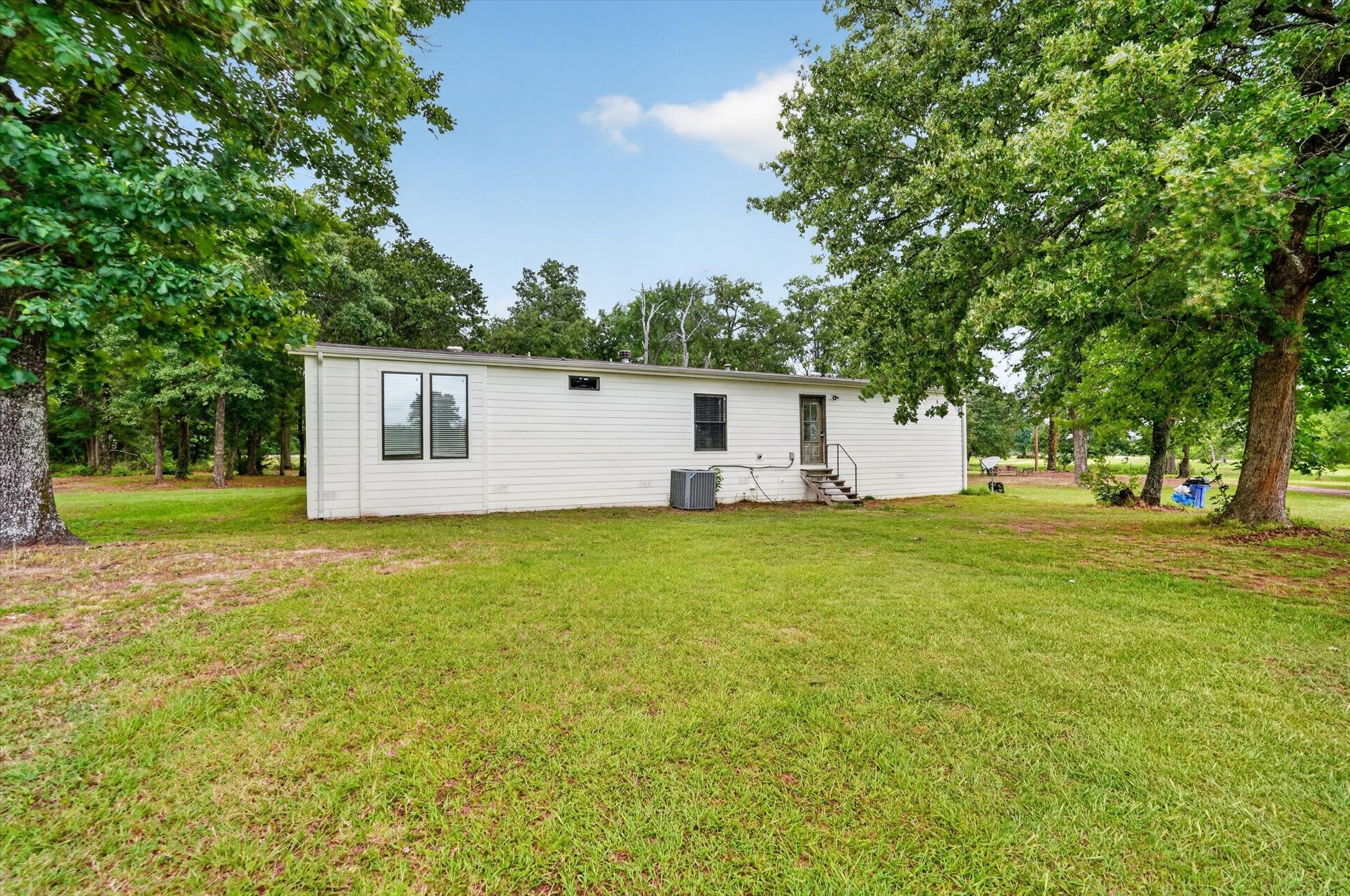 1001 N Seven Points Drive Kemp TX 75143