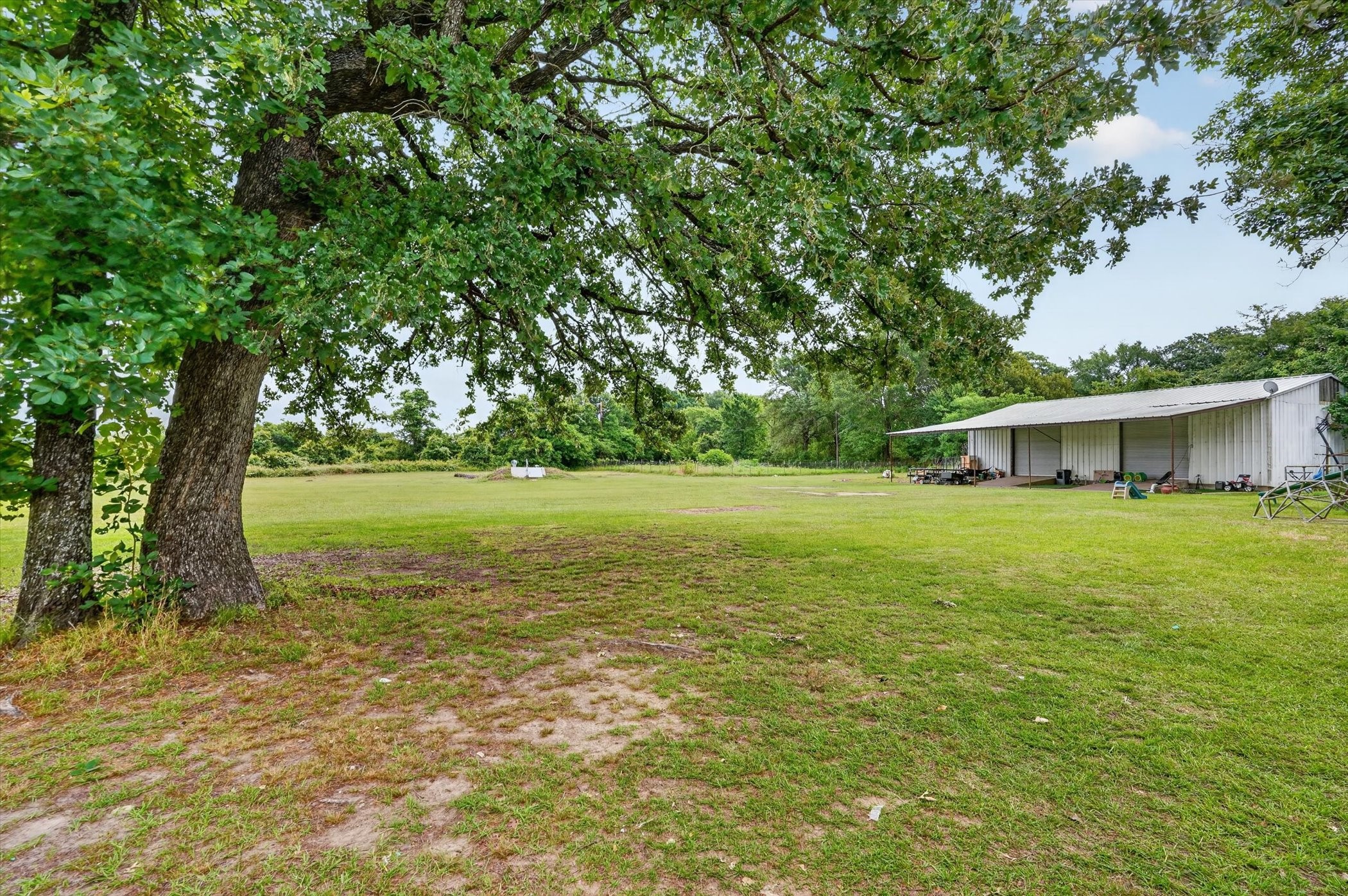 1001 N Seven Points Drive Kemp TX 75143