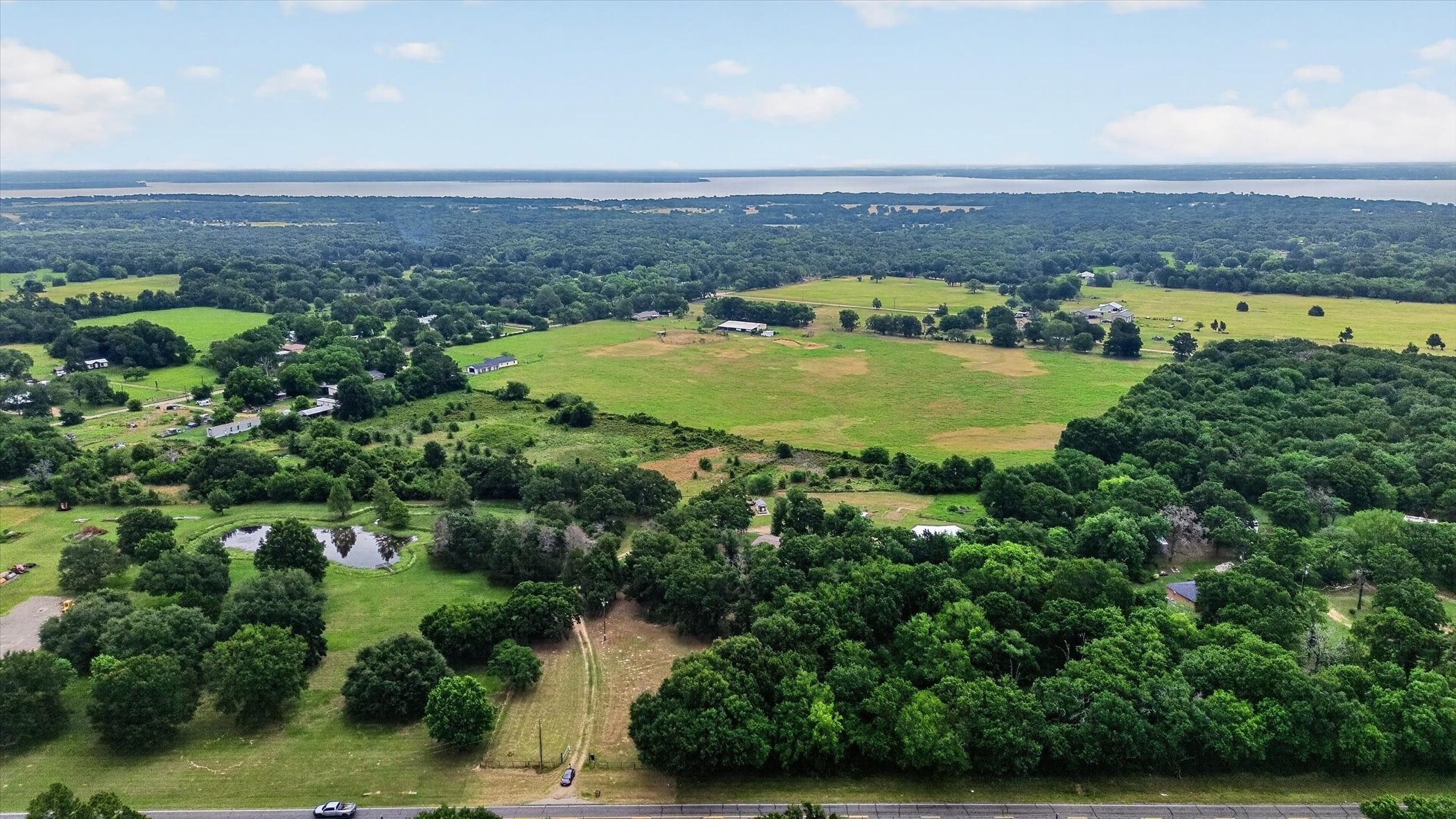1001 N Seven Points Drive Kemp TX 75143