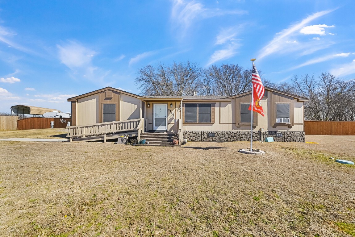 2111 Country Acres Road Venus TX 76084