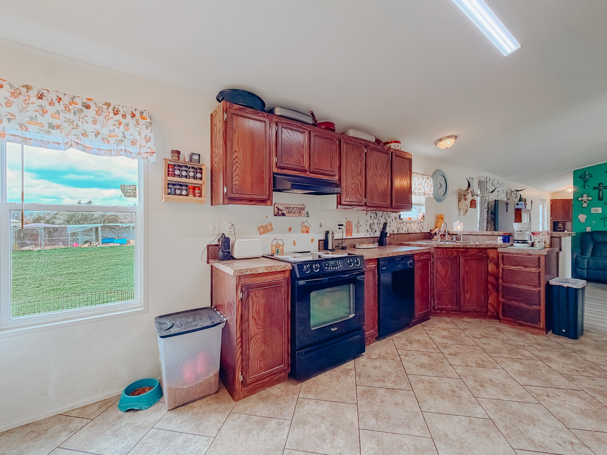 706 County Road 2260 Corsicana TX 75109