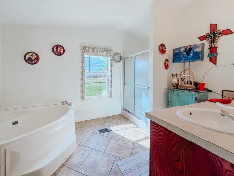 706 County Road 2260 Corsicana TX 75109