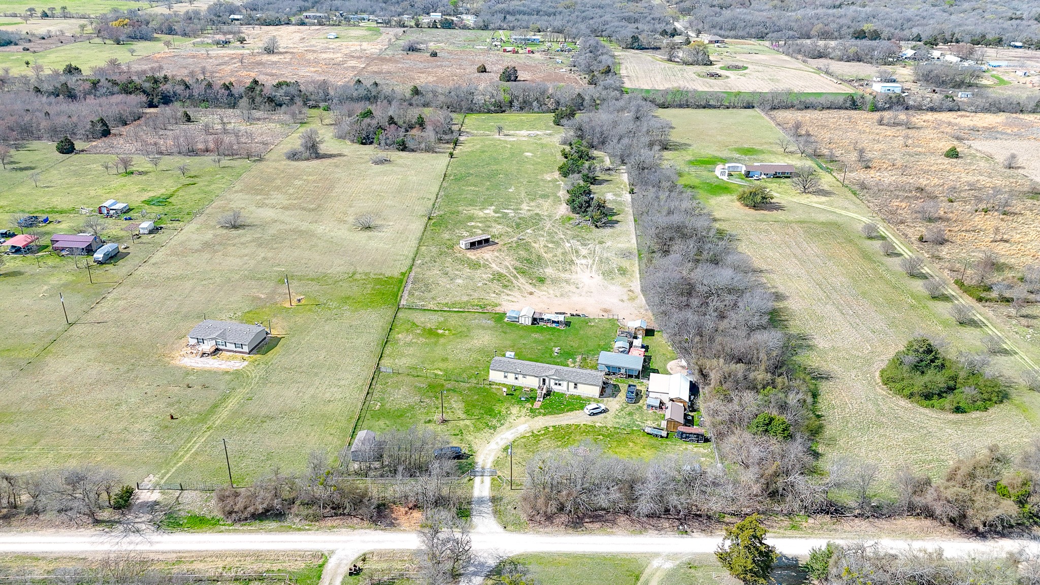 706 County Road 2260 Corsicana TX 75109