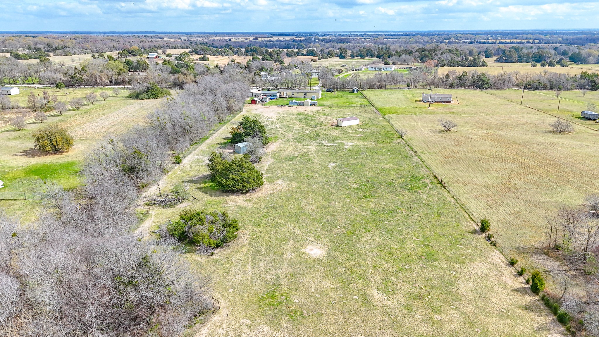 706 County Road 2260 Corsicana TX 75109