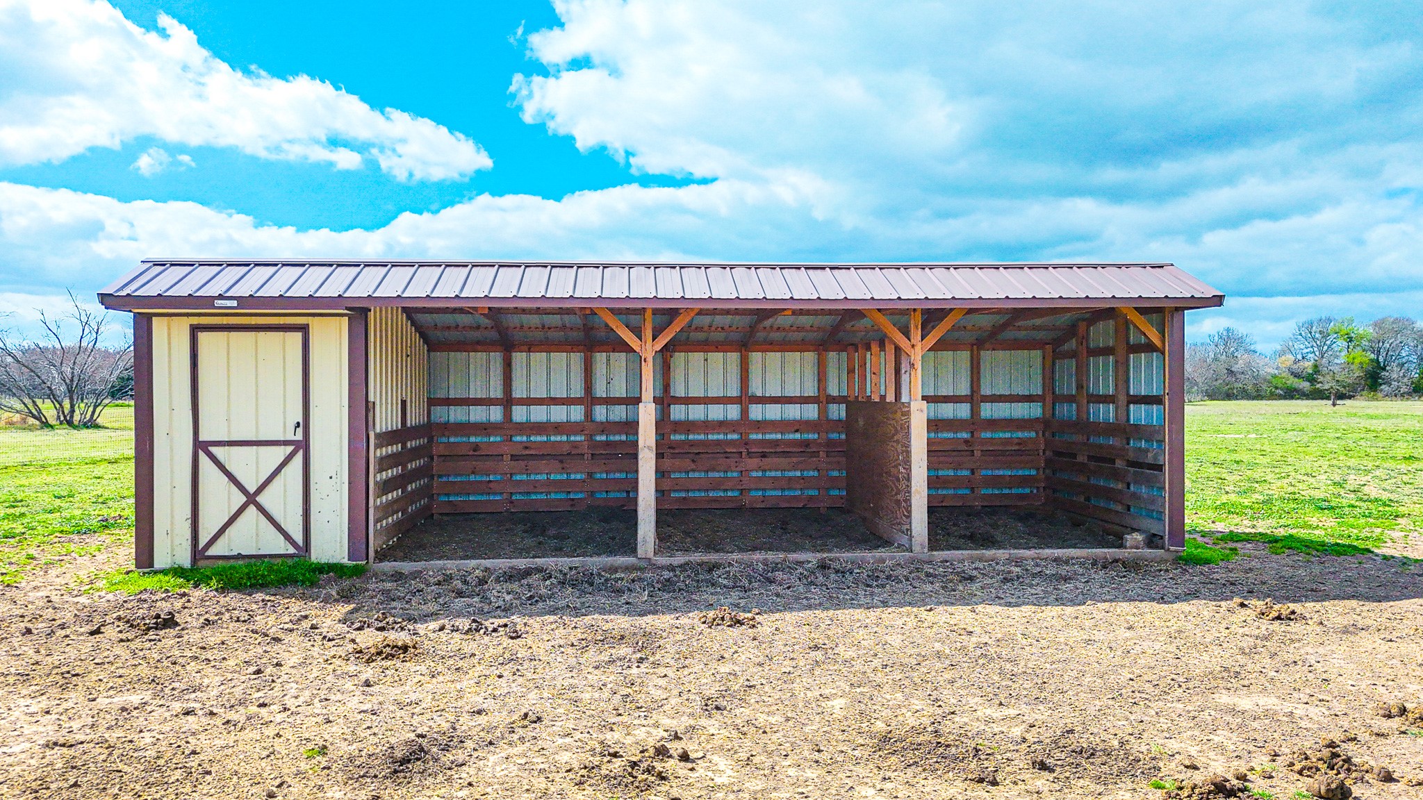706 County Road 2260 Corsicana TX 75109