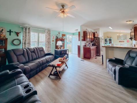 706 County Road 2260 Corsicana TX 75109