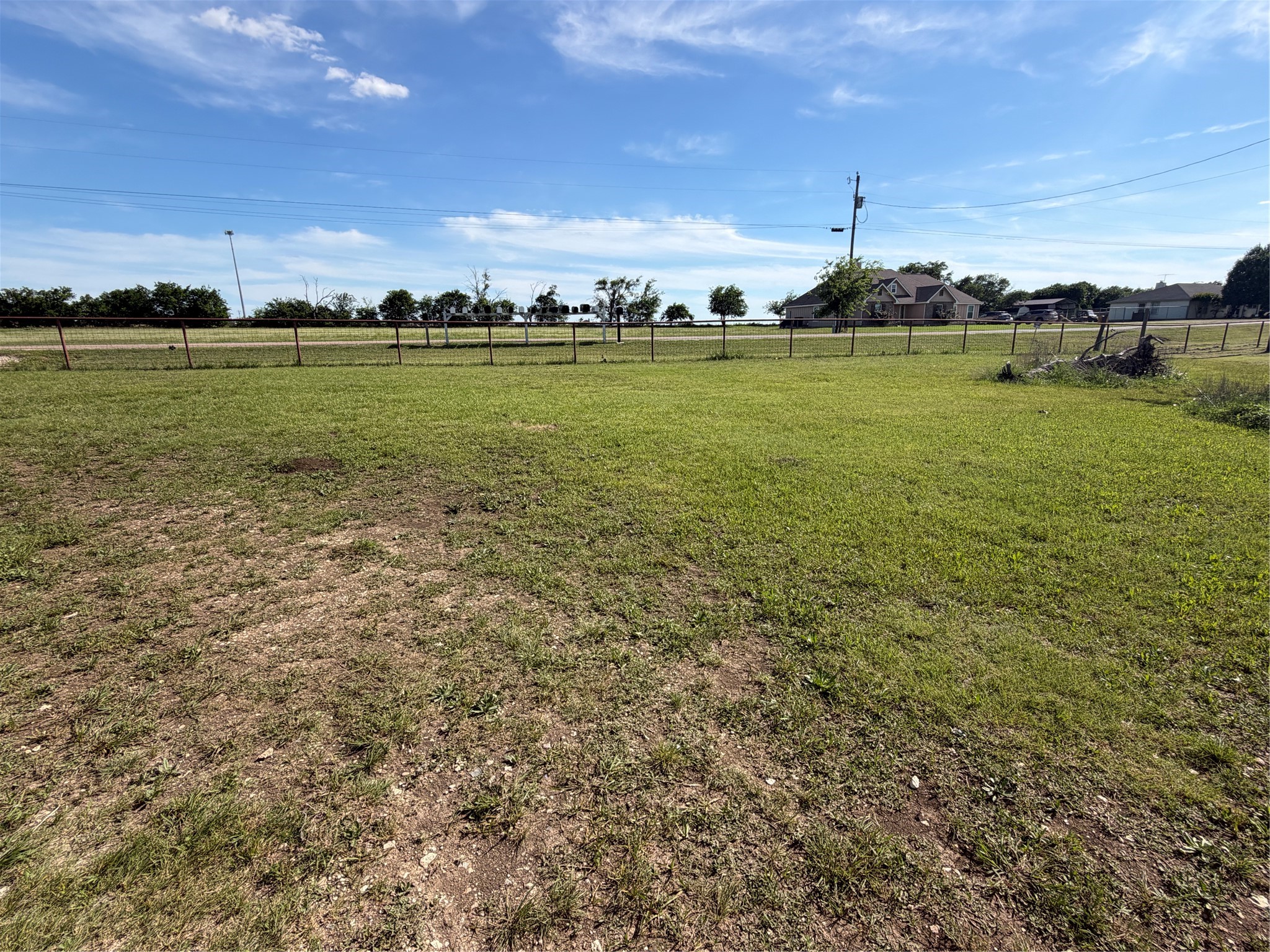 516 Glendale Drive Godley TX 76044