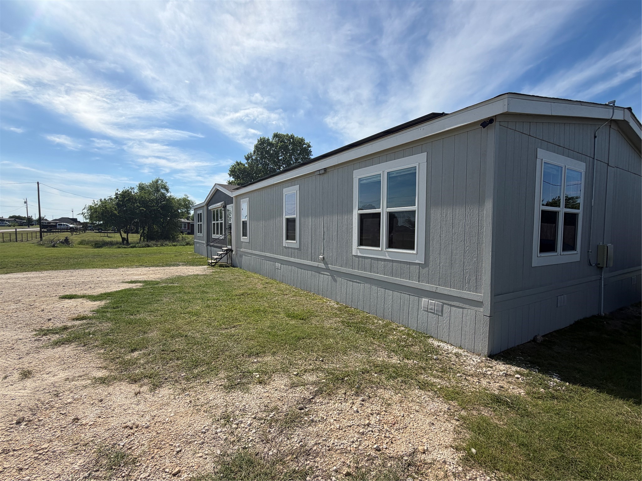 516 Glendale Drive Godley TX 76044