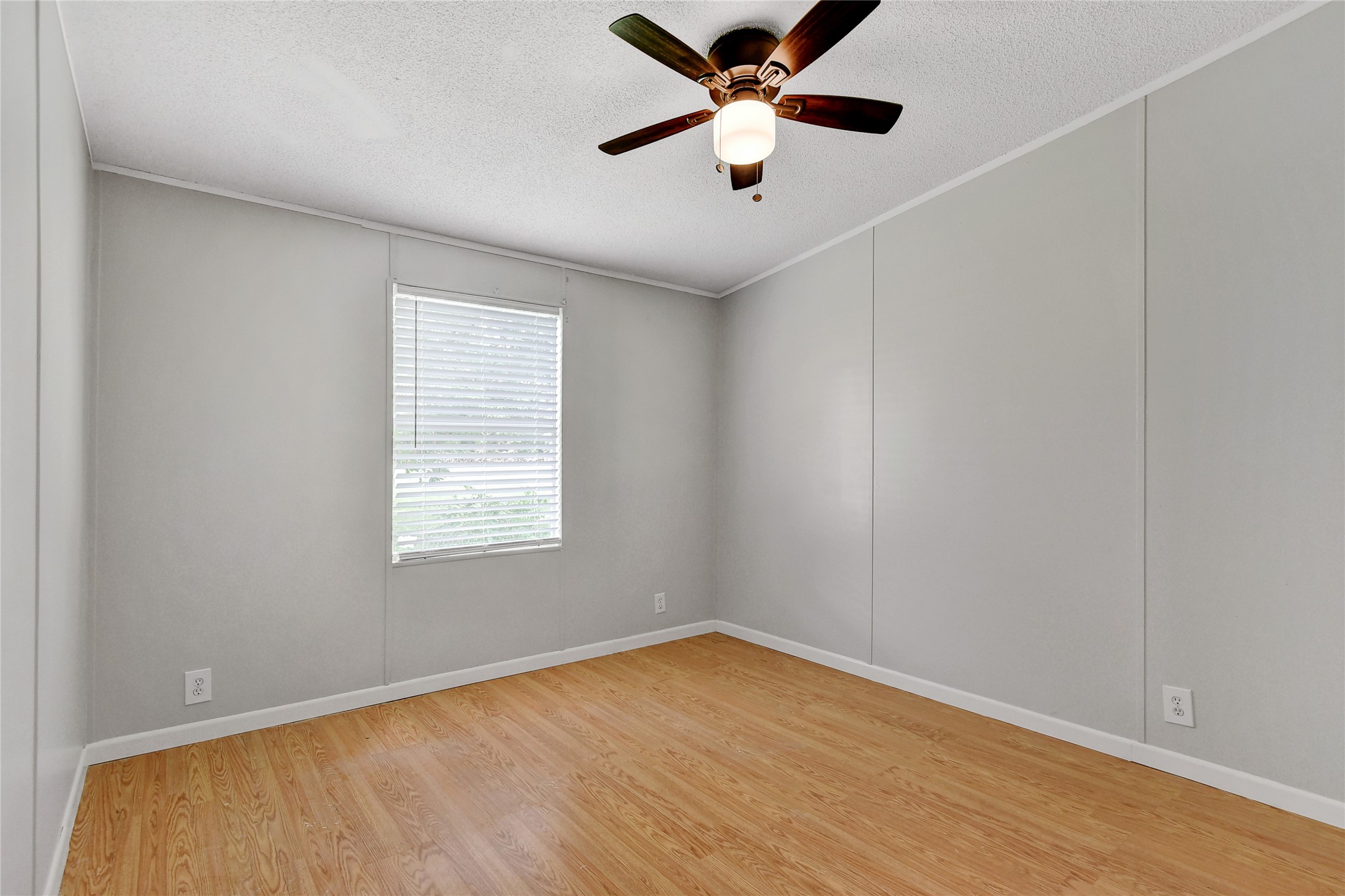 468 E Fm 120 Denison TX 75021