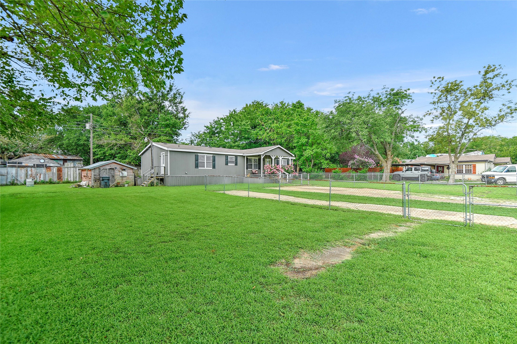 468 E Fm 120 Denison TX 75021