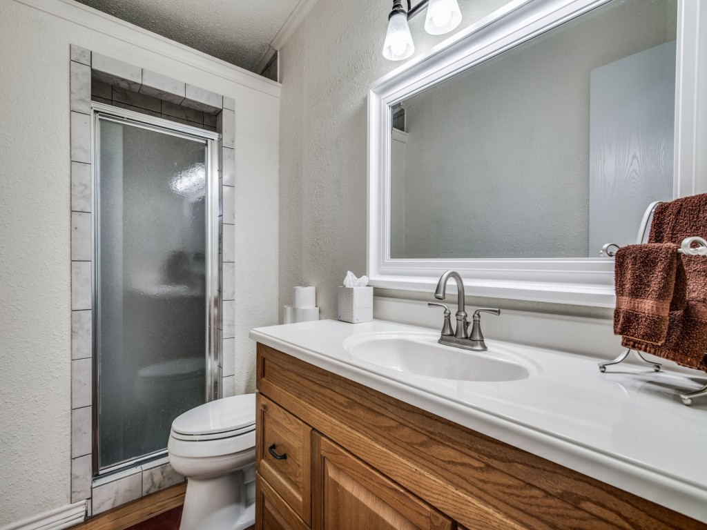 233 Esquire Estates Road Mabank TX 75156