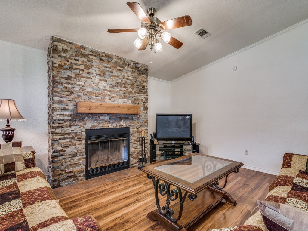 233 Esquire Estates Road Mabank TX 75156