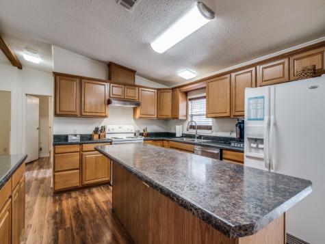 233 Esquire Estates Road Mabank TX 75156