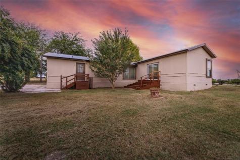 9741 Limestone Court Joshua TX 76058