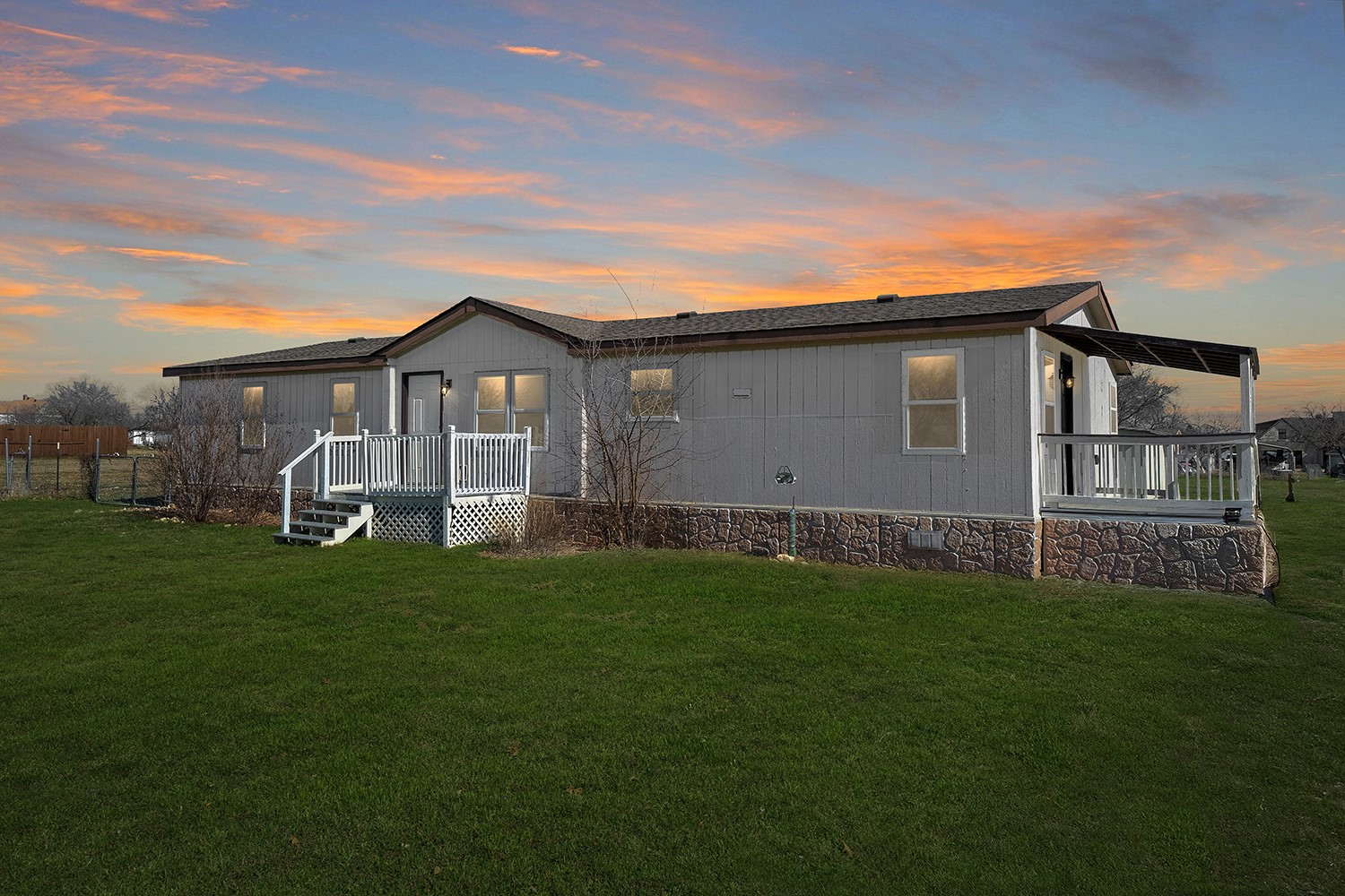 8519 Longhorn Drive Justin TX 76247