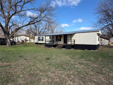 3601 Hedge Row Street Granbury TX 76048