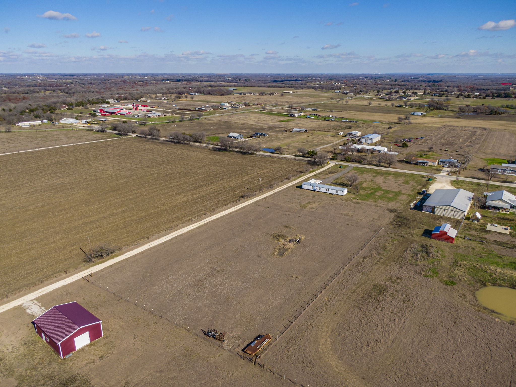 10136 County Road 418 Grandview TX 76050