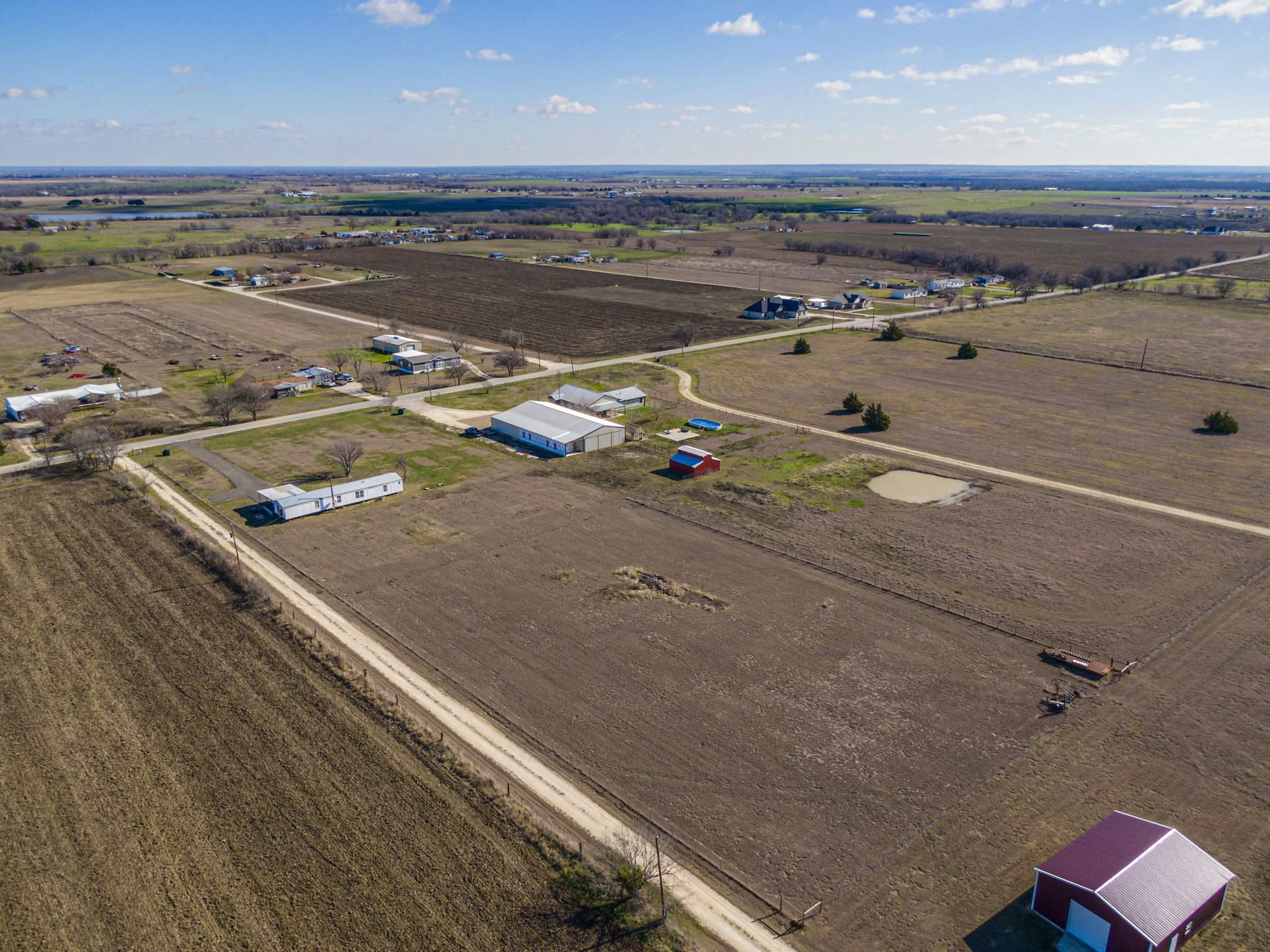10136 County Road 418 Grandview TX 76050
