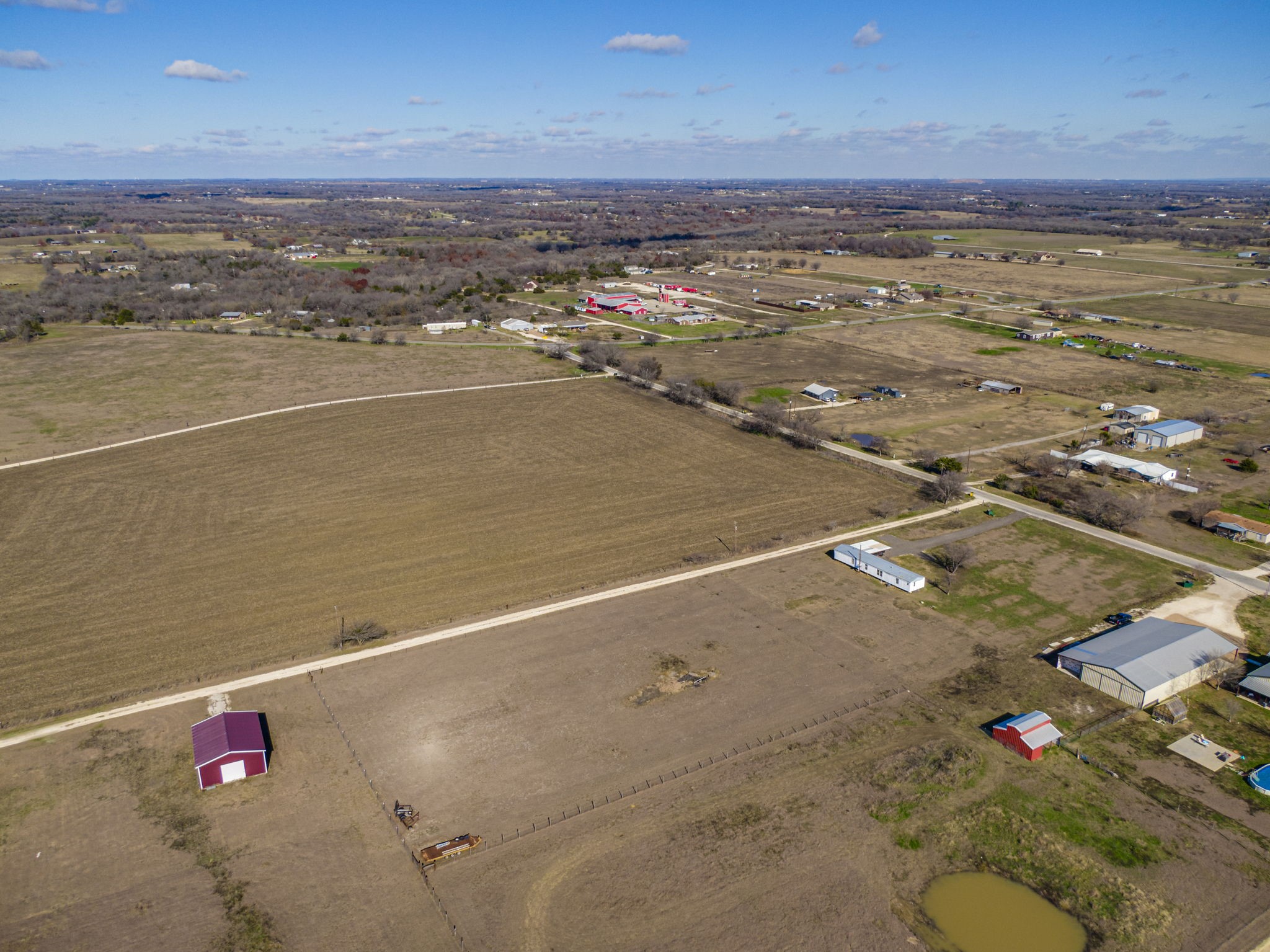 10136 County Road 418 Grandview TX 76050