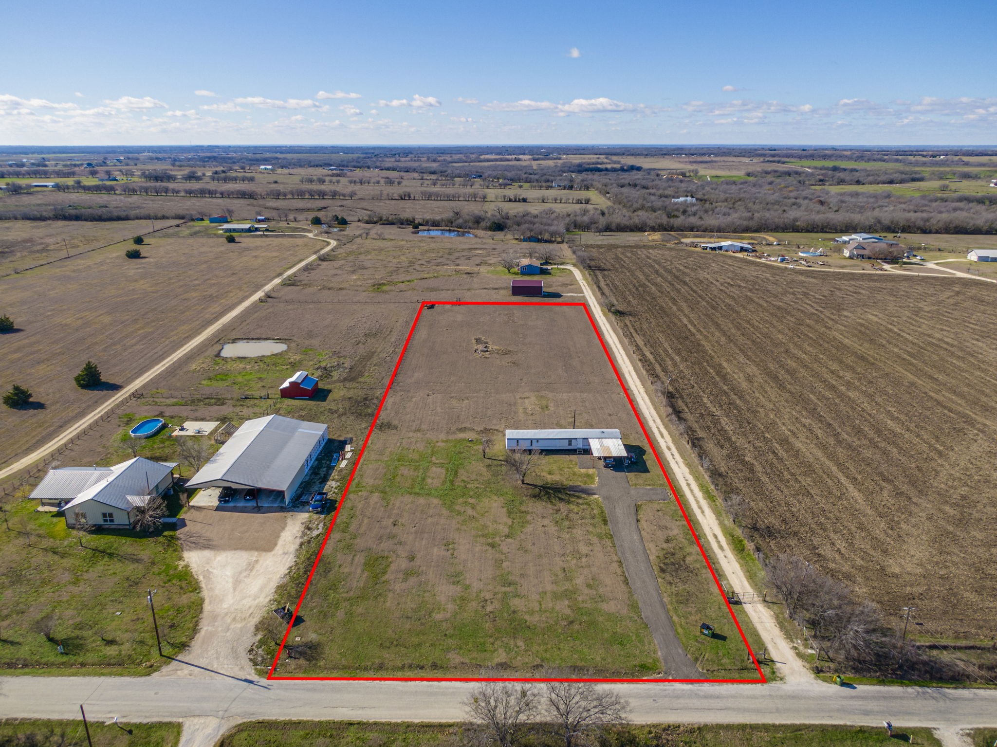 10136 County Road 418 Grandview TX 76050
