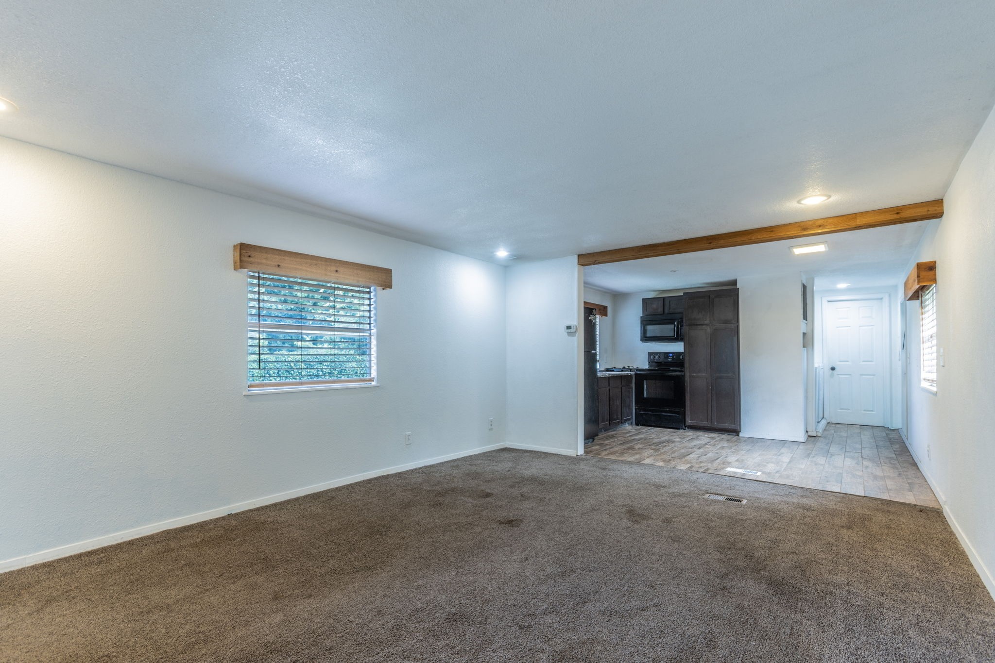 512 River Park Road Mcgregor TX 76657