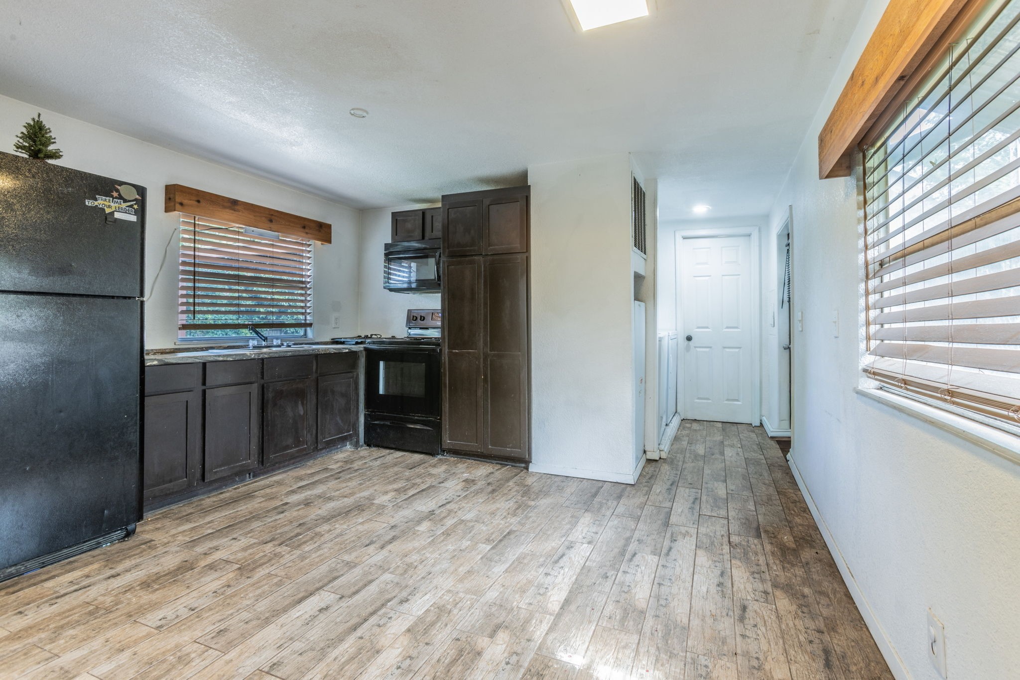 512 River Park Road Mcgregor TX 76657