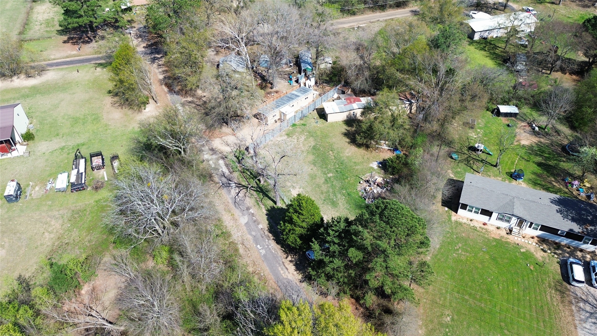 610 Vz County Road 1501 Van TX 75790