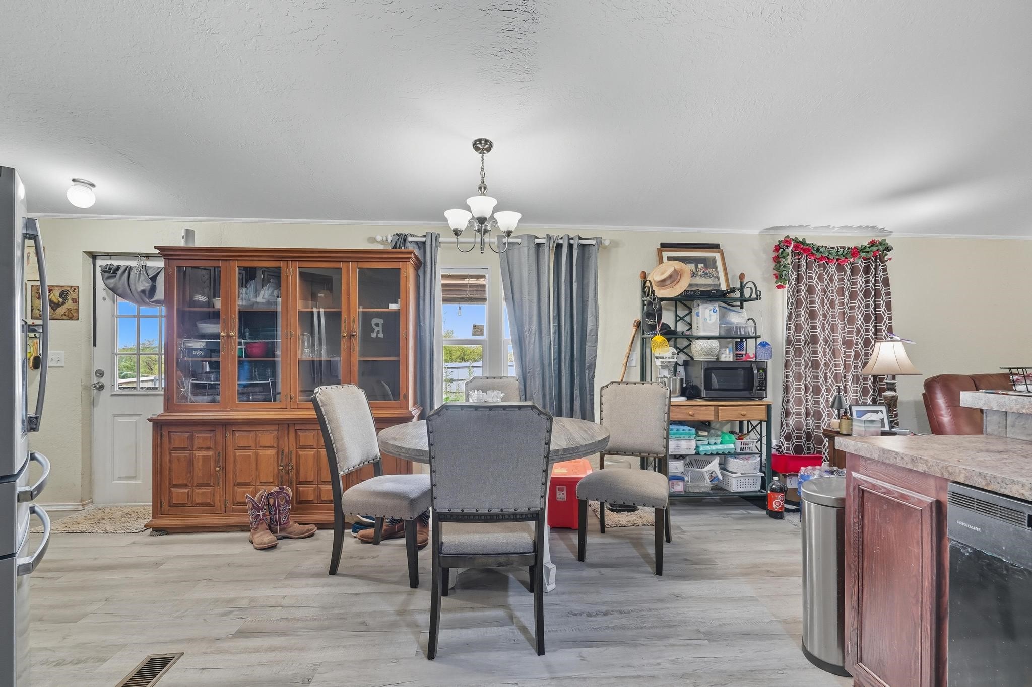 1104 W New Mexico Avenue Sweetwater TX 79556