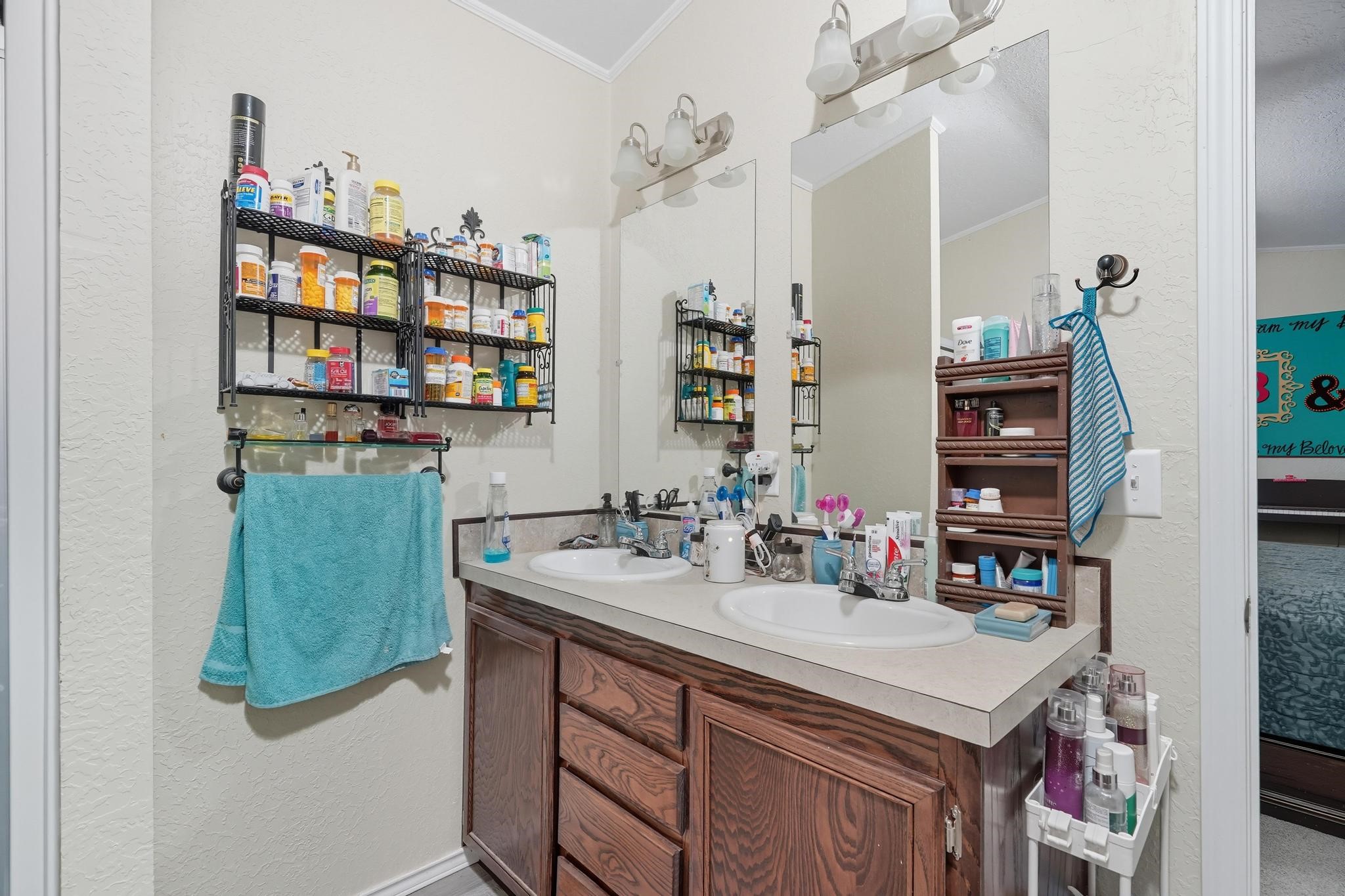 1104 W New Mexico Avenue Sweetwater TX 79556