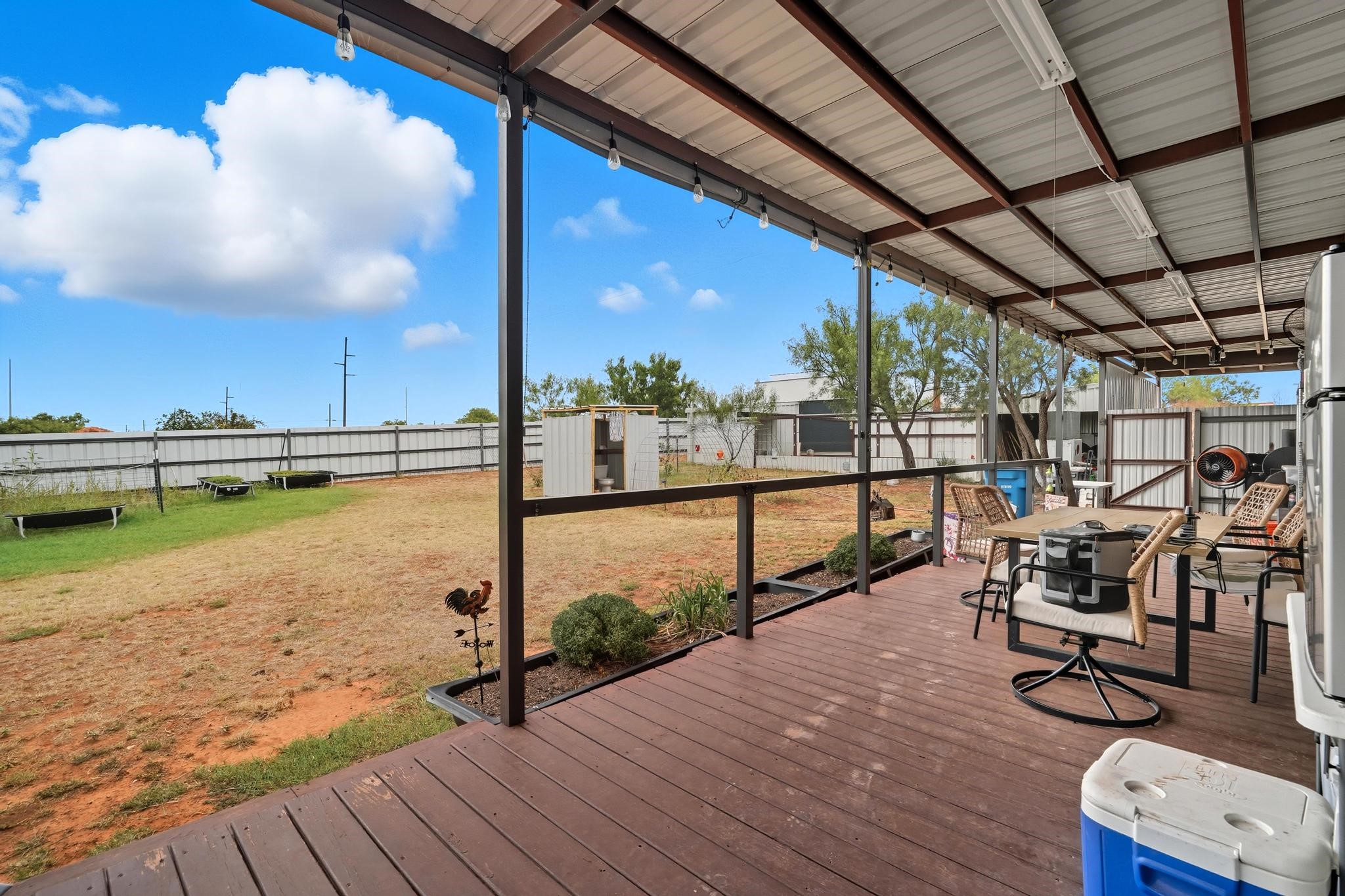 1104 W New Mexico Avenue Sweetwater TX 79556