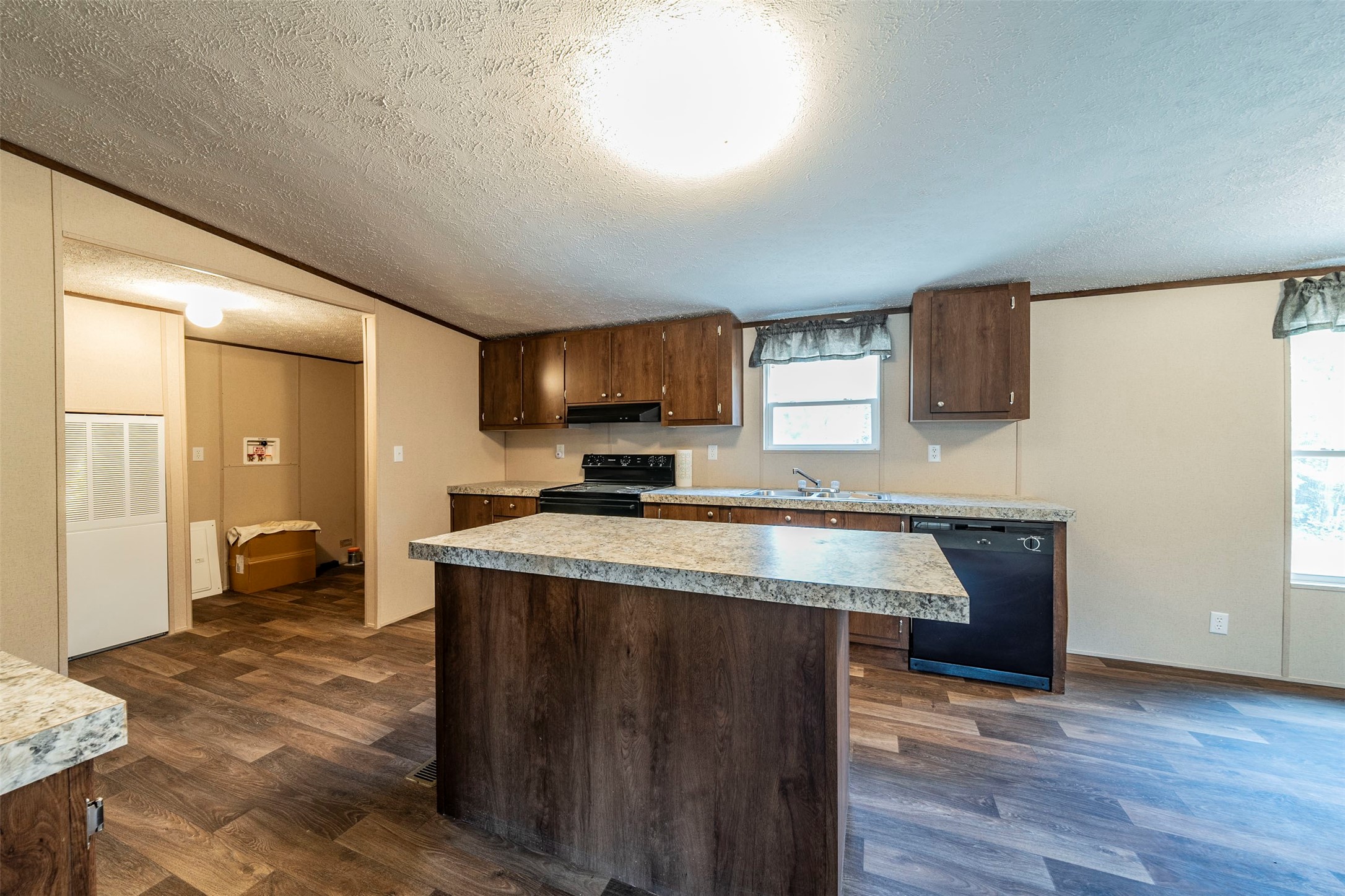 15139 Woods North Drive Kemp TX 75143