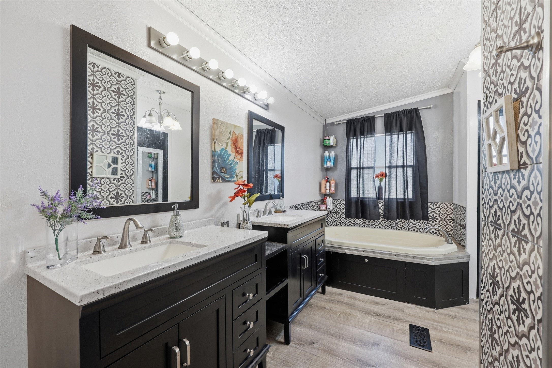 1000 Forest Oaks Street Azle TX 76020