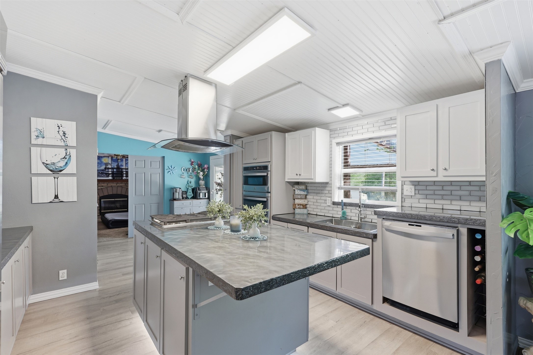 1000 Forest Oaks Street Azle TX 76020