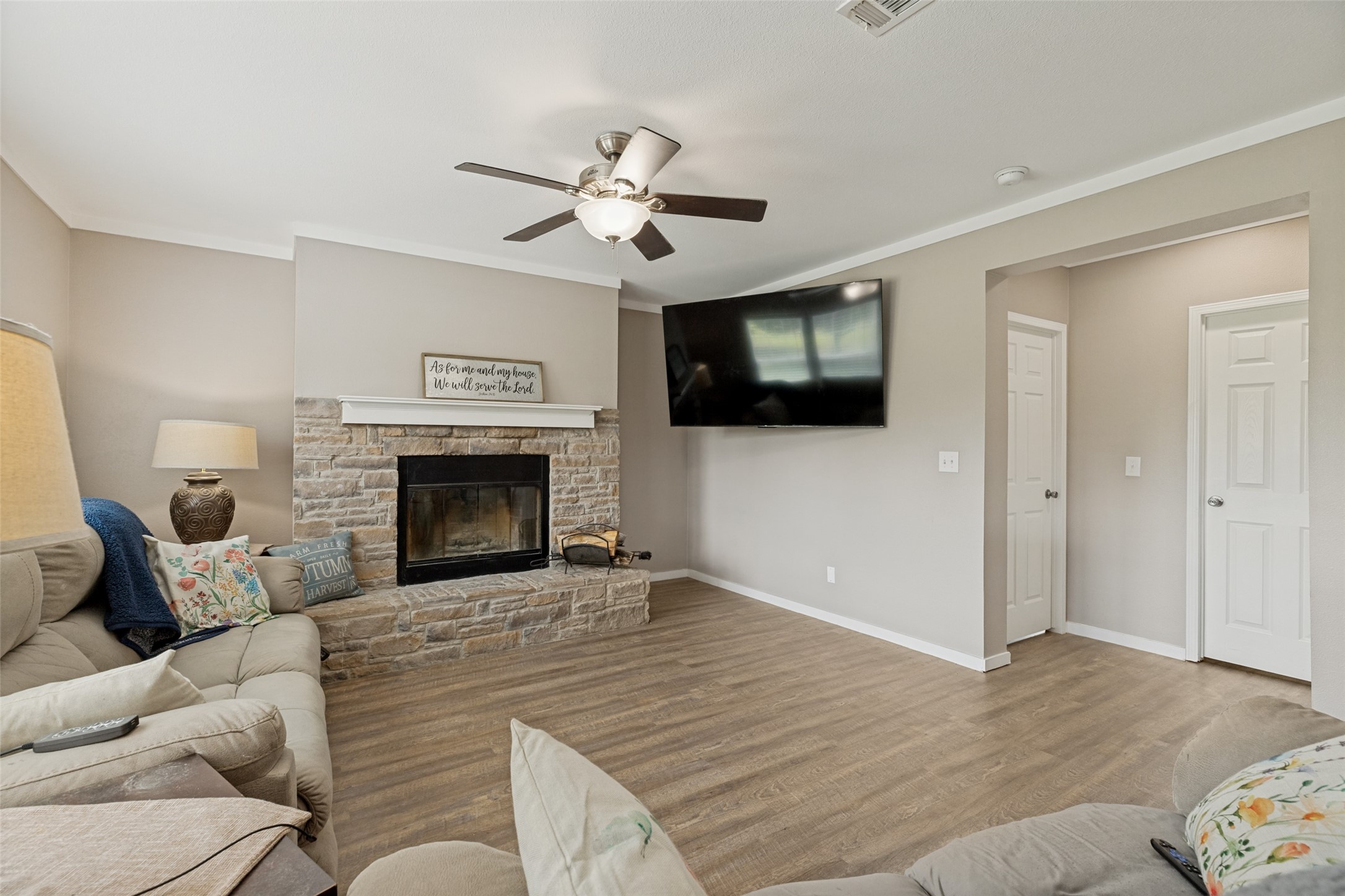 9147 County Road 1143 Leonard TX 75452