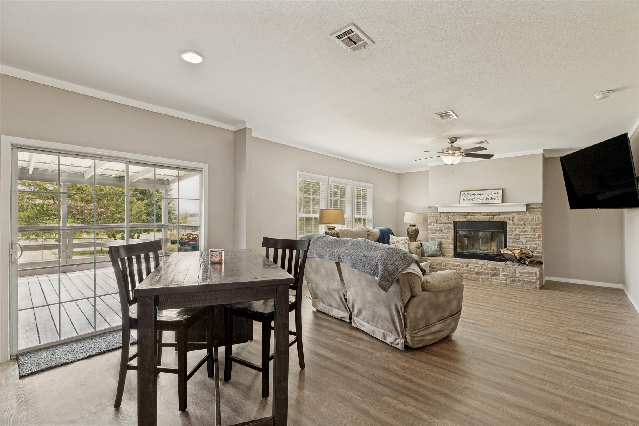 9147 County Road 1143 Leonard TX 75452