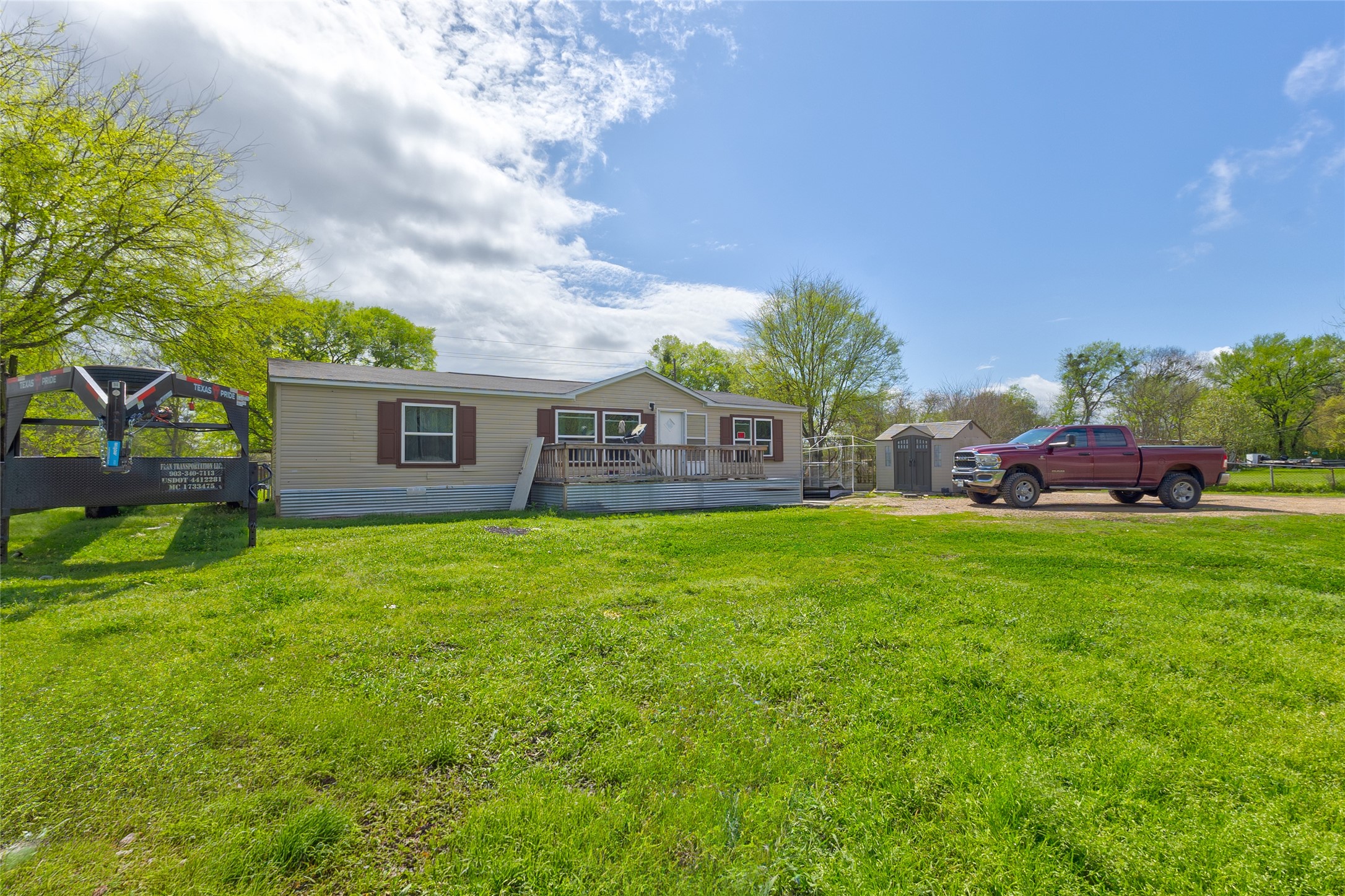 269 E Golden Oaks Drive Mabank TX 75156