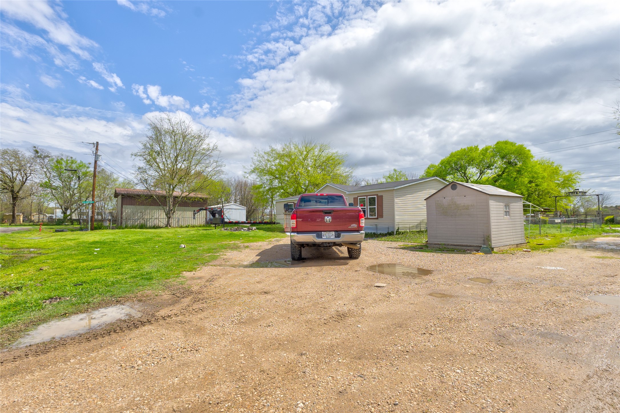 269 E Golden Oaks Drive Mabank TX 75156