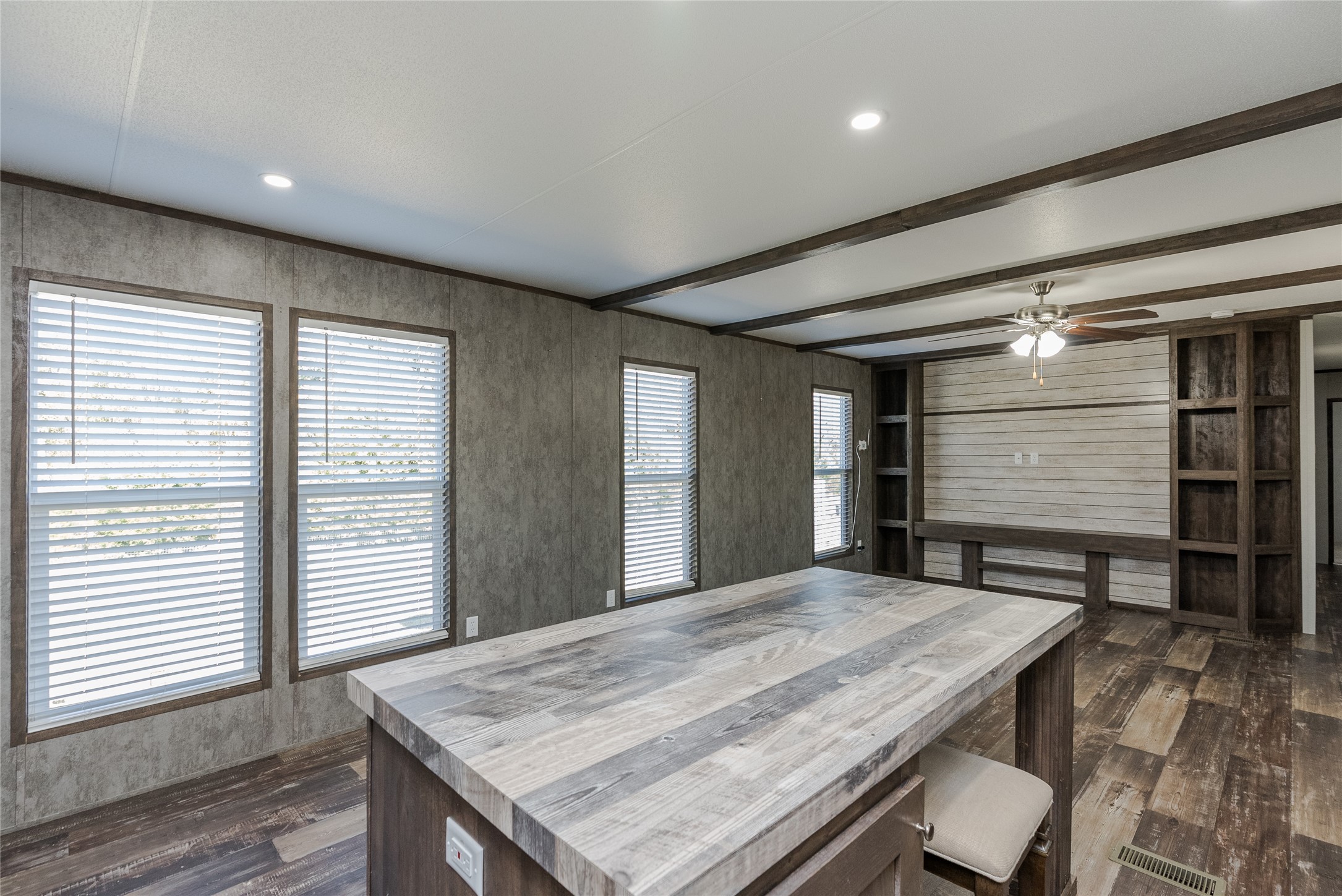 9959 Fm 2071 Valley View TX 76272