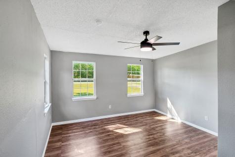 1941 Lariat Lane Burleson TX 76028
