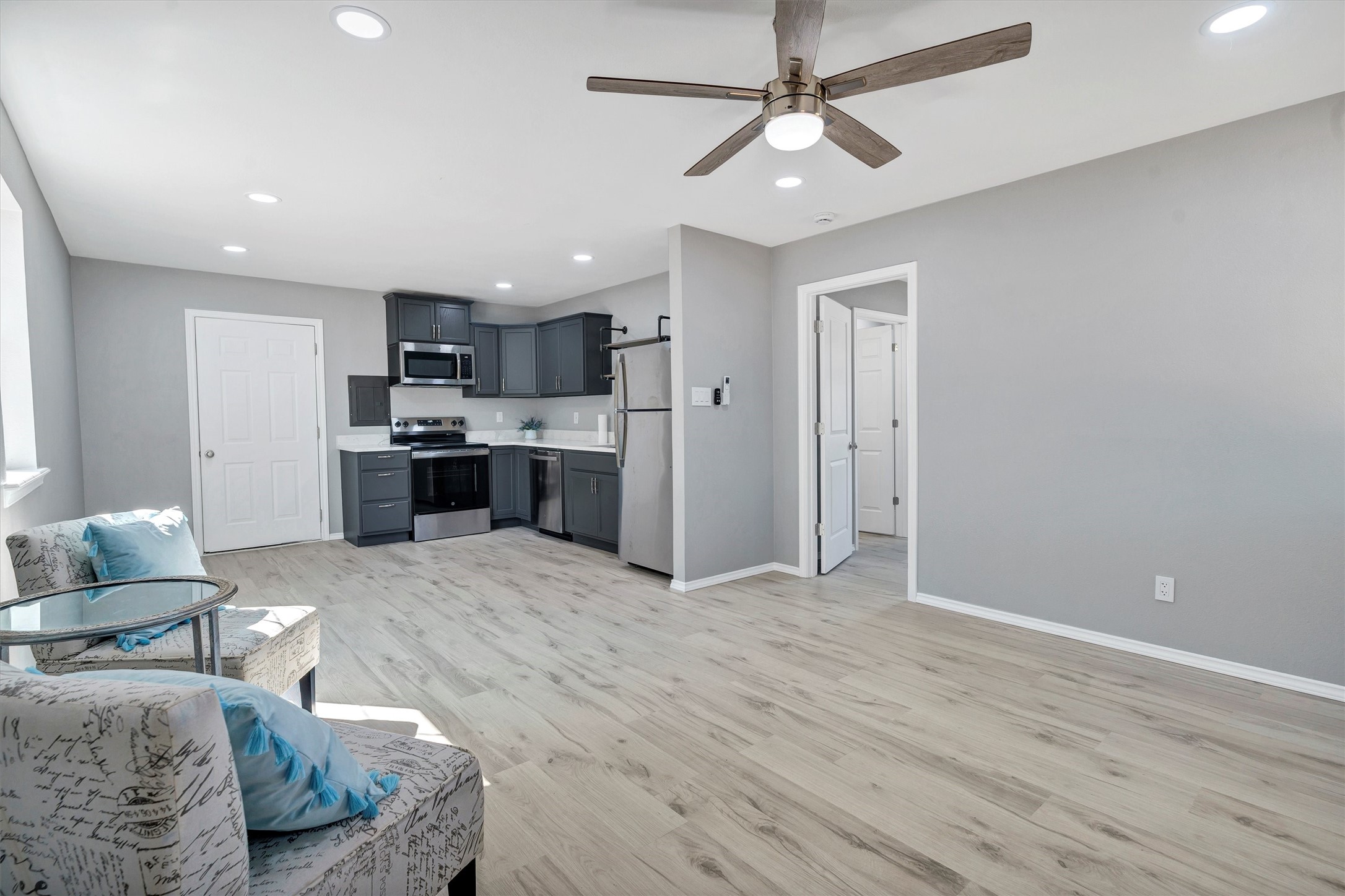 1941 Lariat Lane Burleson TX 76028