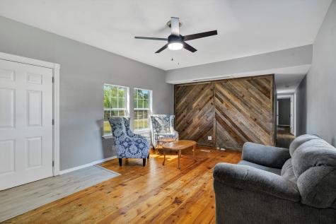 1941 Lariat Lane Burleson TX 76028