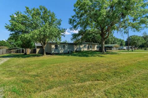1941 Lariat Lane Burleson TX 76028