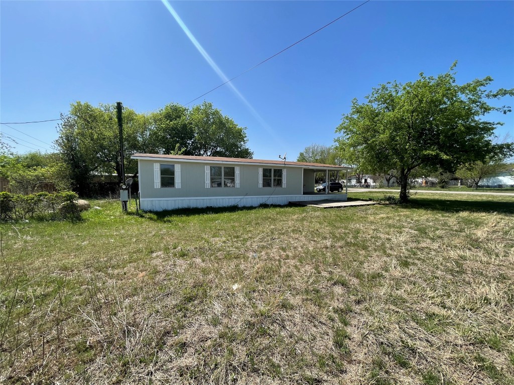 101 W Sandy Lee Lane Weatherford TX 76085