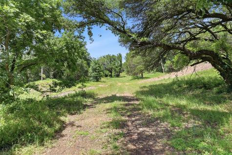 140 E Bankhead Highway Mineral Wells TX 76067