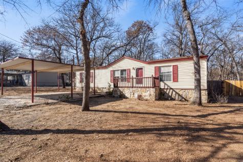4946 Blue Water Circle Granbury TX 76049