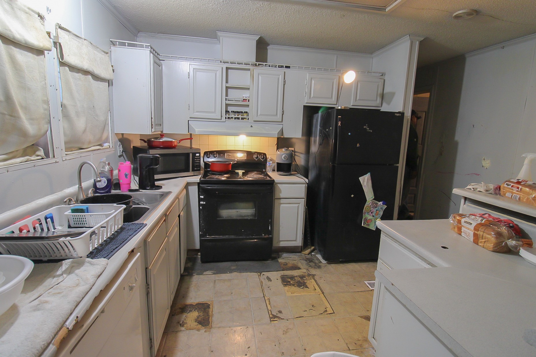 204 E 9th Hooks TX 75561