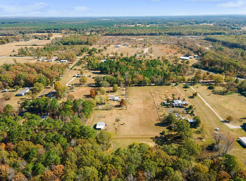 399 County Road 3015 New Boston TX 75570
