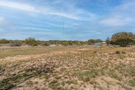 124 Lohn Street Brady TX 76825