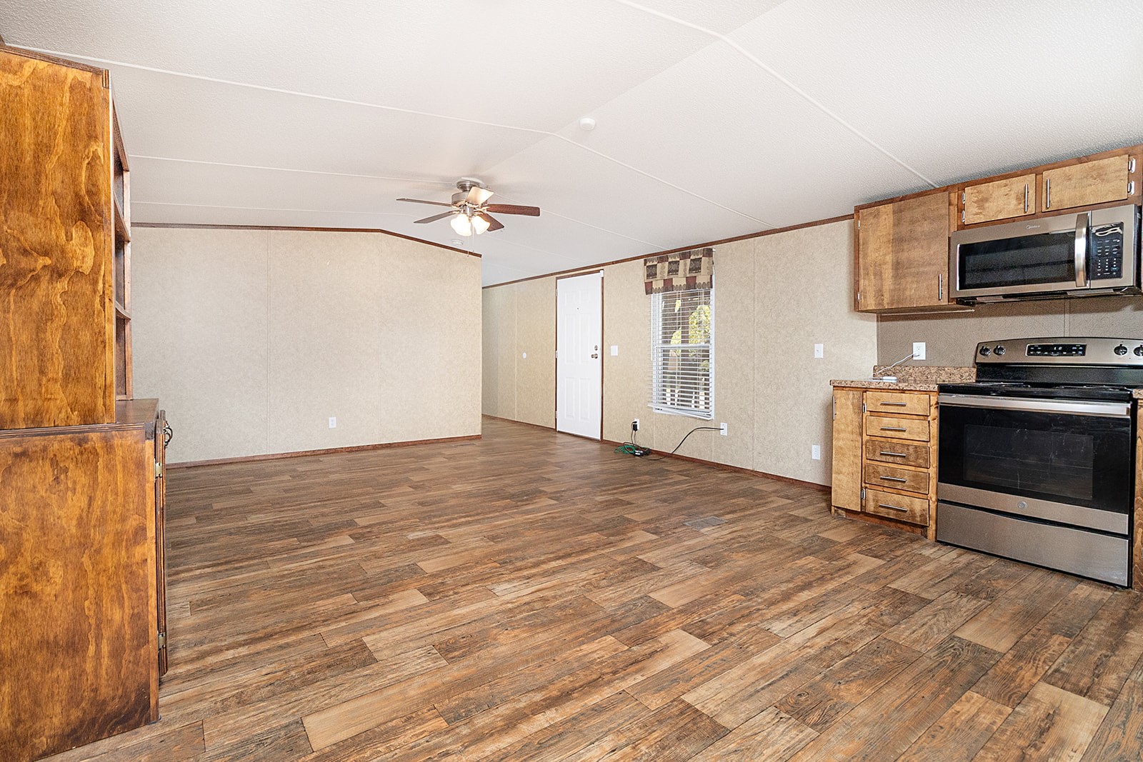 124 Lohn Street Brady TX 76825