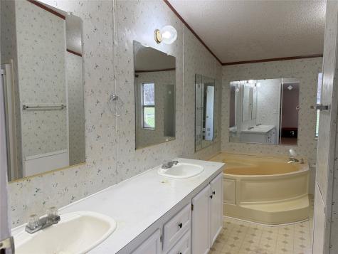 167 Blue Sky Lane Springtown TX 76082